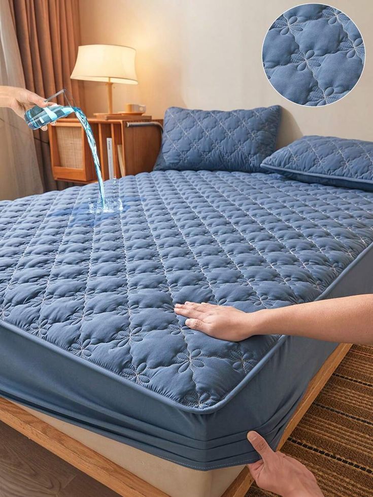 MAT Solid Colour Quilted Ultrasonic 100% Waterproof Mattress Cover For Double Bed Fitted Mattress Protector Anti Sleep Bed Sheet (Blue)